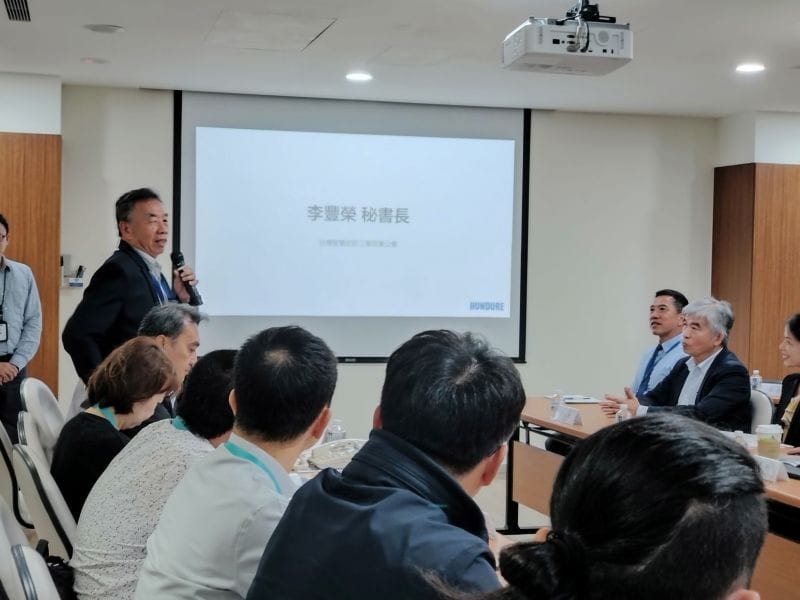 「2025年僑臺商智慧安控研習班」蒞臨參訪與交流 3 OCAC 02