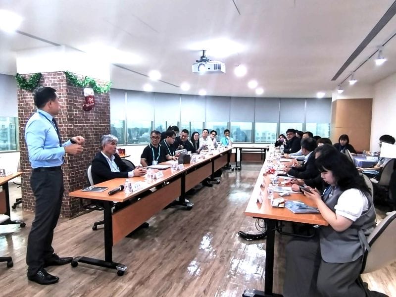 「2025年僑臺商智慧安控研習班」蒞臨參訪與交流 9 OCAC 08 2